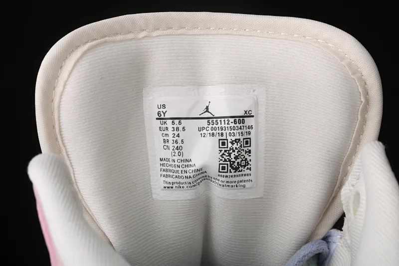All categories Air Jordan Jordan series basketball shoes Air Jordan 1 Mid Air Jordan 1 Mid AJ1 Joe 1 mid-top goddess pink mandarin duck 555112-600